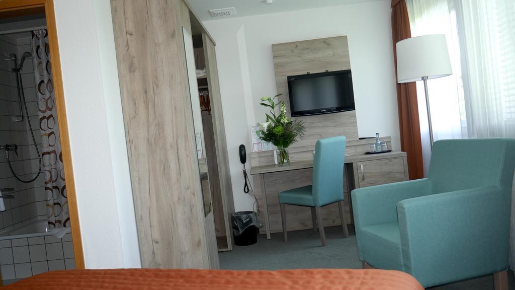 Komfort Hotel Ludwigsburg Esterno foto
