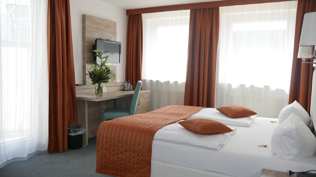 Komfort Hotel Ludwigsburg Esterno foto