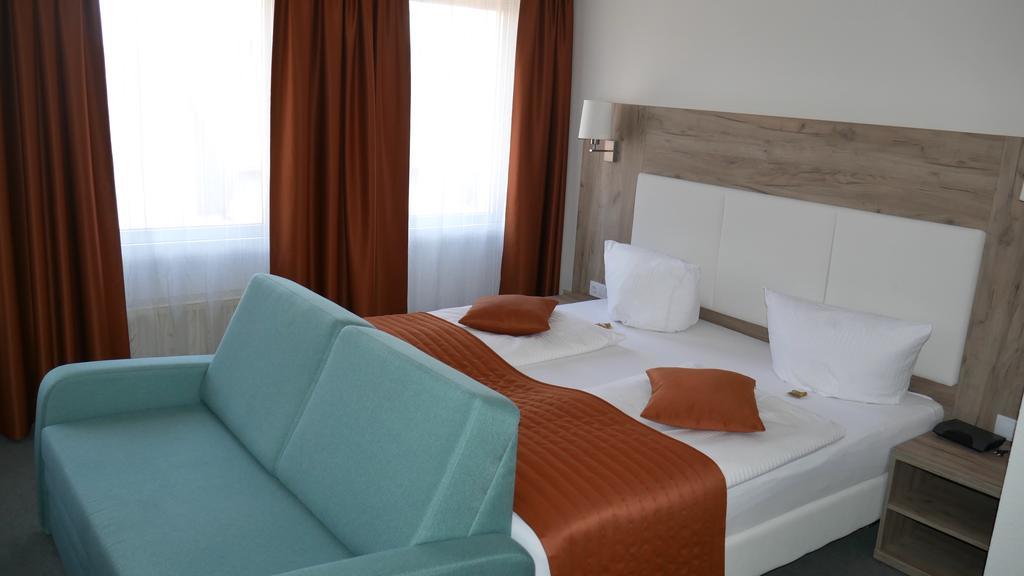 Komfort Hotel Ludwigsburg Esterno foto