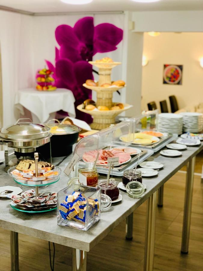 Komfort Hotel Ludwigsburg Esterno foto